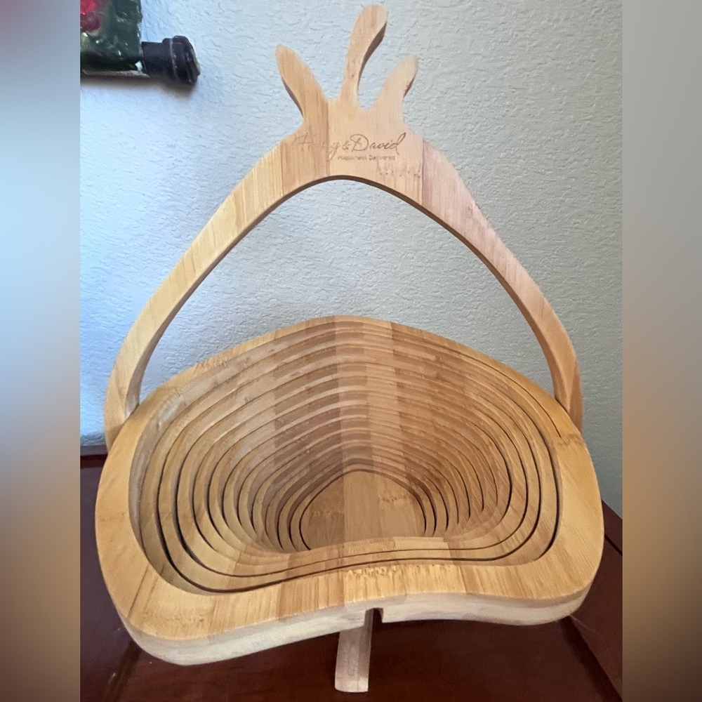 Harry & David Bamboo Pear Fruit Collapsible Basket with Handle - Natural